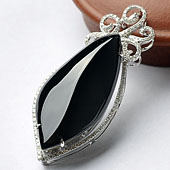 冰种墨翠缅甸翡翠A货镶白金胸坠（真钻）