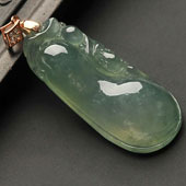 冰种晴水缅甸翡翠A货福瓜挂件