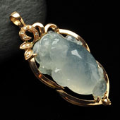 冰种略飘花缅甸翡翠A货镶玫瑰金招财进宝胸坠（真钻）