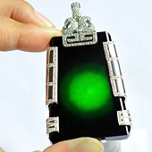 冰玻种墨翠缅甸翡翠A货镶白金方牌胸坠（真钻）