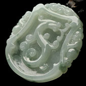 糯冰种飘花缅甸翡翠A货府中有龙挂件