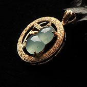 冰种晴水缅甸翡翠A货镶玫瑰金葫芦胸坠（真钻）