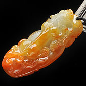 糯冰种红黄翡缅甸翡翠A货螭龙挂件