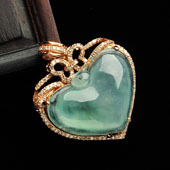冰种绿晴水缅甸翡翠A货镶玫瑰金心心相印胸坠（真钻）
