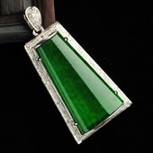 糯冰种阳绿缅甸翡翠A货镶白金梯形胸坠（真钻）