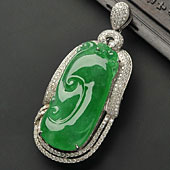 冰种正阳绿缅甸翡翠A货镶白金满绿如意胸坠（真钻）