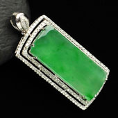 冰种飘翠缅甸翡翠A货镶白金方牌胸坠（真钻）