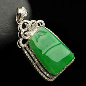 冰种翠色缅甸翡翠A货镶白金节节高胸坠（真钻）