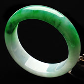 糯冰种阳绿缅甸翡翠A货手镯（57.1mm）