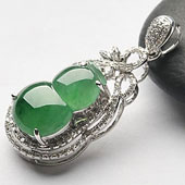 冰种飘翠缅甸翡翠A货镶白金葫芦胸坠（真钻）