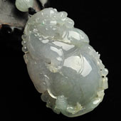 糯冰种晴水缅甸翡翠A货貔貅如意手玩件