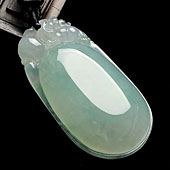 冰种晴水缅甸翡翠A货福瓜挂件