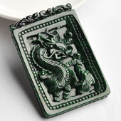 细糯种干青缅甸翡翠A货龙牌挂件