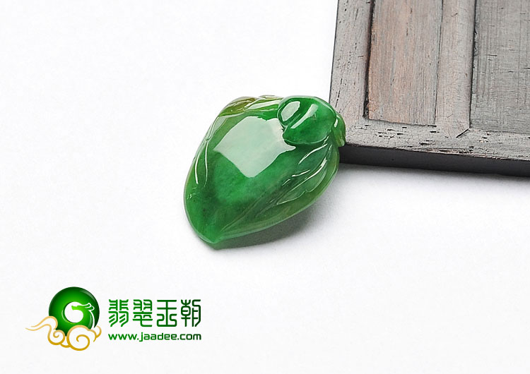糯冰种黄加绿缅甸翡翠A货寿桃挂件