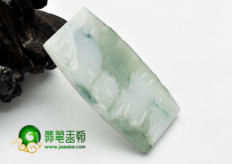 糯冰种白底飘花缅甸翡翠A货山水牌挂件