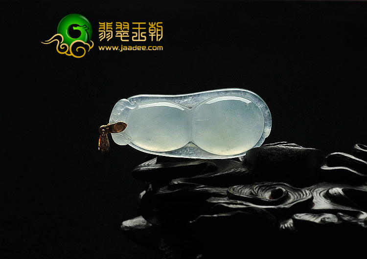 冰种晴水缅甸翡翠A货四季豆挂件