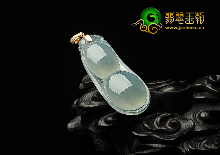 冰种晴水缅甸翡翠A货四季豆挂件