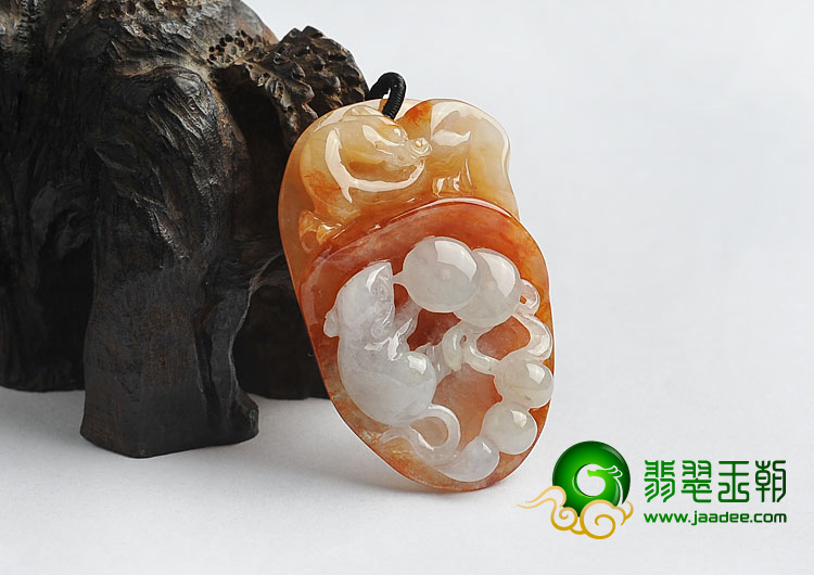 (超值推荐)糯冰种红黄翡缅甸翡翠A货望子成龙挂件