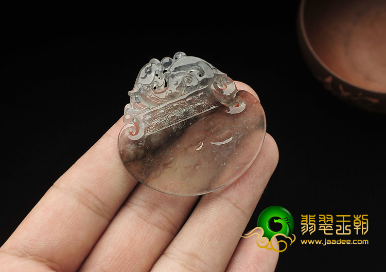 冰玻种水墨色缅甸翡翠A货府中有龙挂件