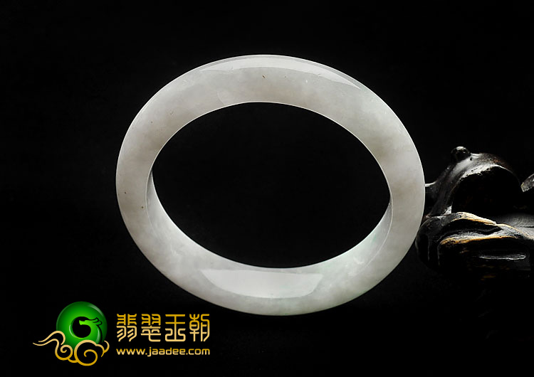 糯冰种飘翠缅甸翡翠A货手镯（54.8mm）