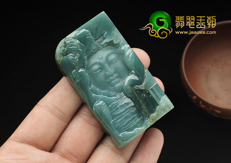 (超值推荐)糯冰种蓝水缅甸翡翠A货佛佑家园挂件