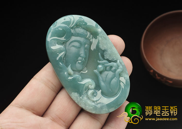 冰种蓝水缅甸翡翠A货观音头挂件