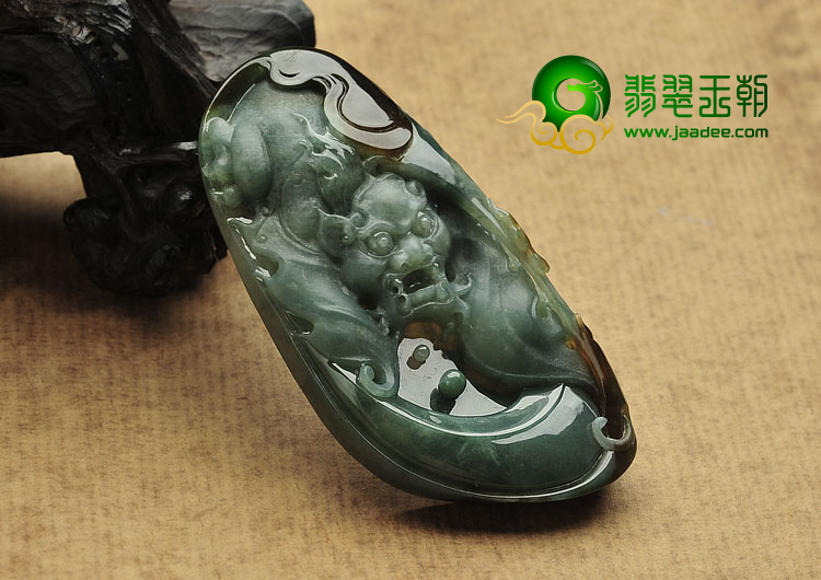 糯冰种晴水褐黄翡缅甸翡翠A货蝙蝠龙挂件