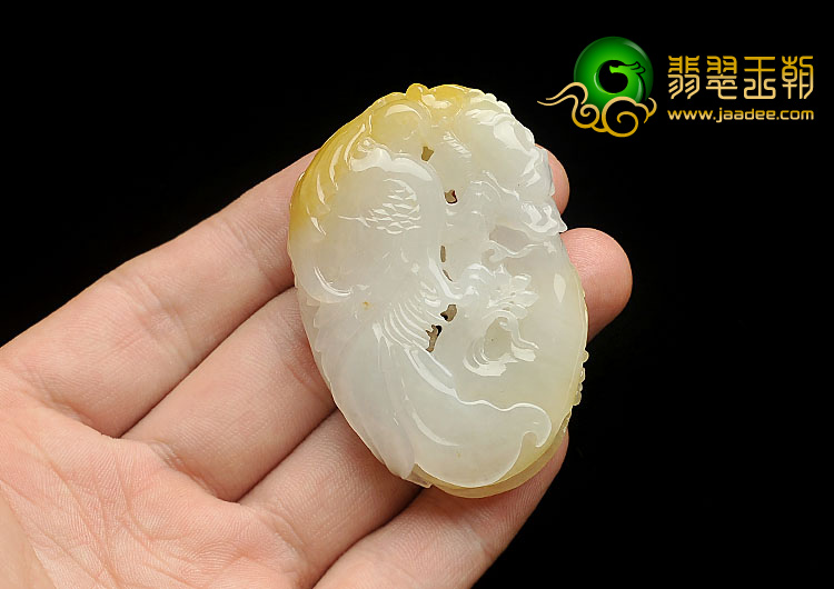 糯冰种黄翡缅甸翡翠A货凤戏牡丹挂件