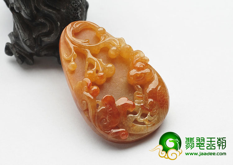 糯冰种红黄翡缅甸翡翠A货鹦鹉挂件