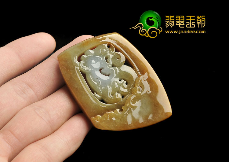 糯冰种褐黄翡缅甸翡翠A货仿古龙牌挂件