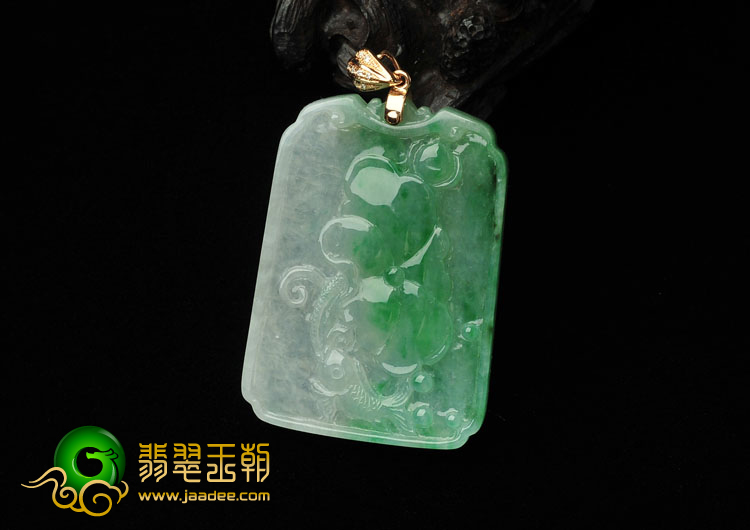 糯冰种飘翠缅甸翡翠A货年年有余挂件