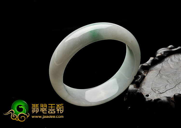 糯冰种飘花缅甸翡翠A货手镯（57.3mm）