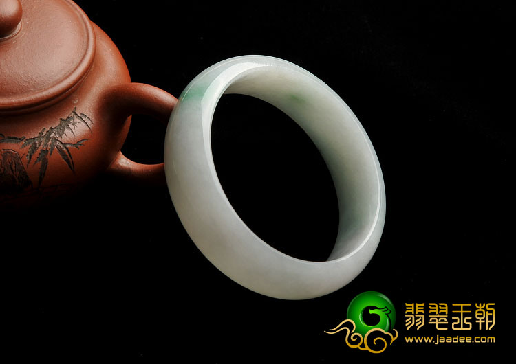 糯冰种飘花缅甸翡翠A货手镯（57.3mm）