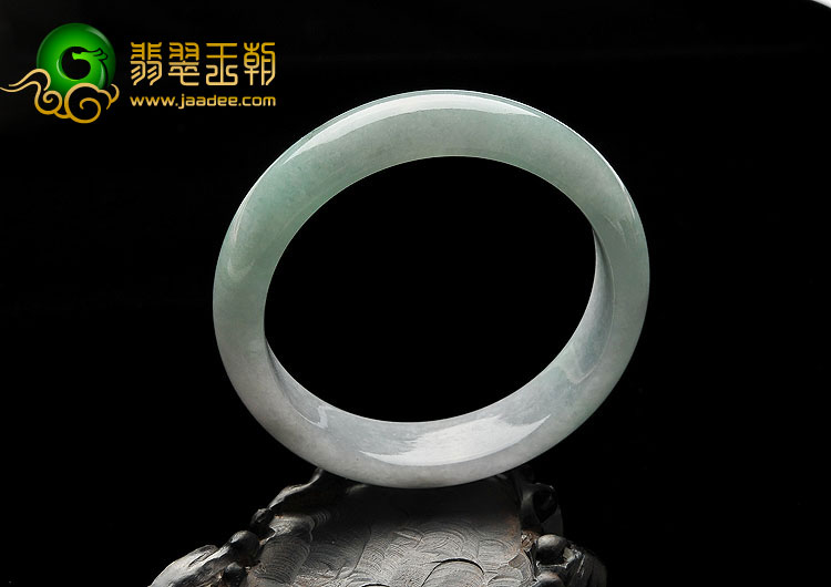 糯冰种晴水缅甸翡翠A货手镯（57.4mm）