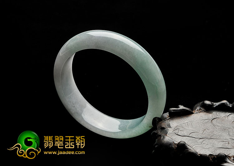 糯冰种晴水缅甸翡翠A货手镯（57.4mm）