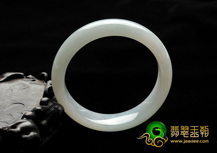 糯冰种晴水缅甸翡翠A货手镯（52mm）
