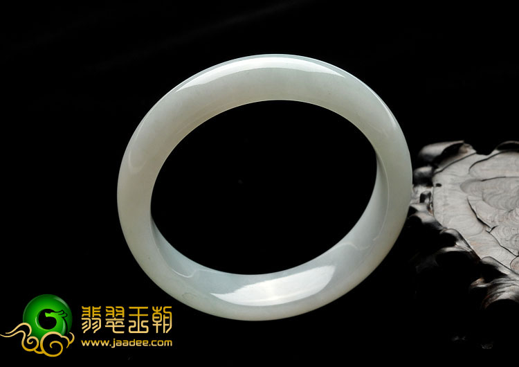 糯冰种晴水缅甸翡翠A货手镯（52mm）