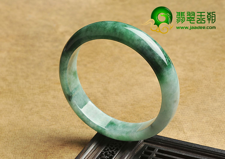 糯冰种飘翠缅甸翡翠A货手镯（64.2mm）