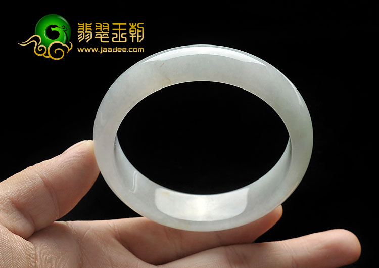 糯冰种晴水缅甸翡翠A货手镯（58.8mm）