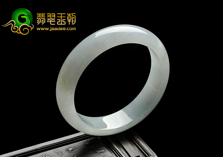 糯冰种晴水缅甸翡翠A货手镯（58.8mm）