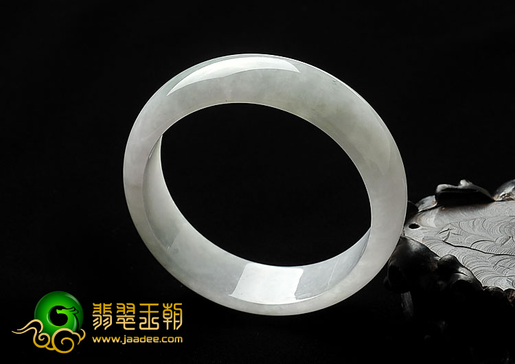 糯冰种晴水缅甸翡翠A货手镯（58.7mm）