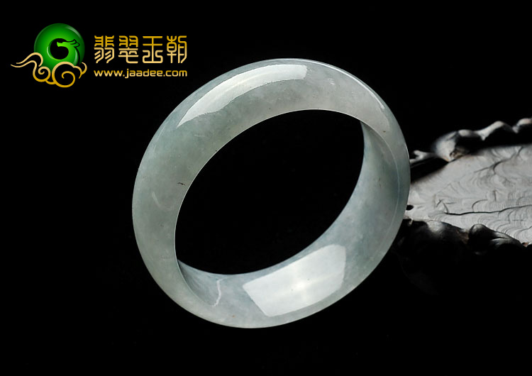 糯冰种晴水缅甸翡翠A货手镯（60.1mm）