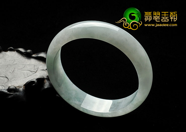 糯冰种晴水缅甸翡翠A货手镯（61.8mm）