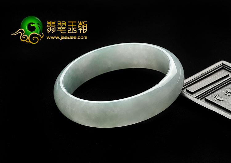 糯冰种晴水缅甸翡翠A货手镯（61.8mm）