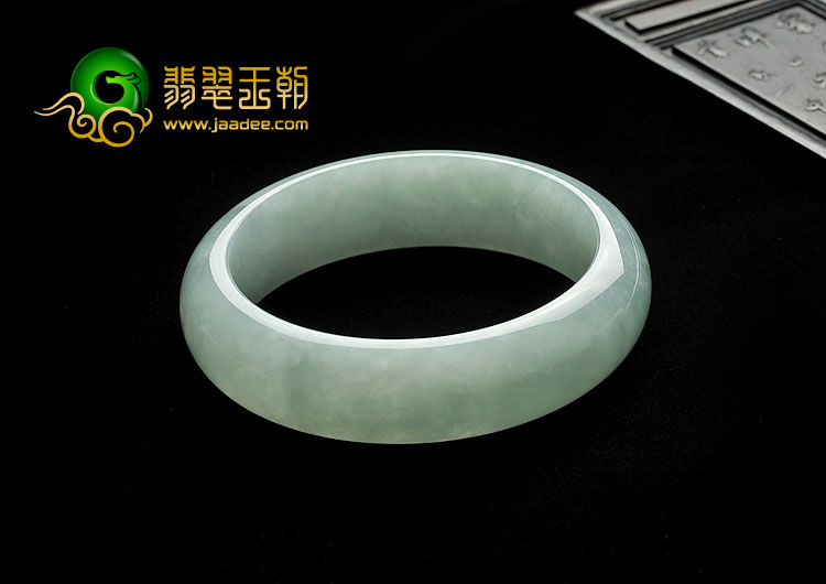 糯冰种晴水缅甸翡翠A货手镯（60.2mm）