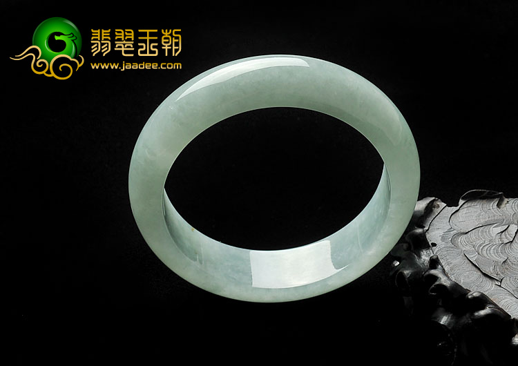 糯冰种晴水缅甸翡翠A货手镯（60.2mm）