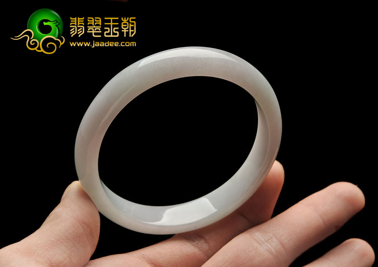 糯冰种晴水缅甸翡翠A货手镯（57.6mm）