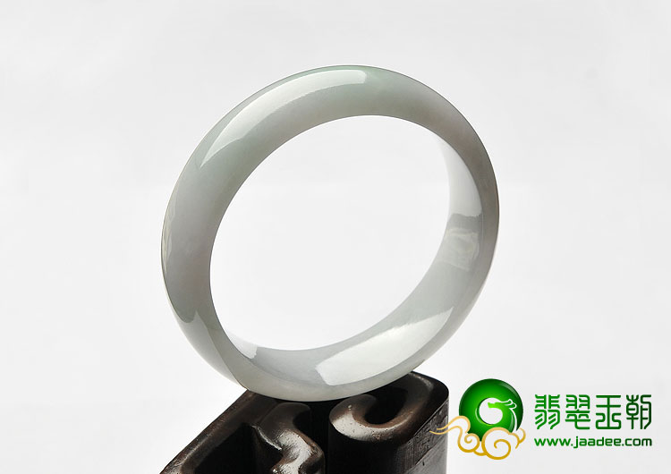 糯冰种晴水缅甸翡翠A货手镯（56.7mm）