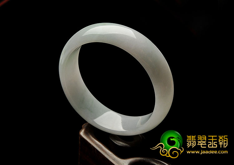 糯冰种晴水缅甸翡翠A货手镯（56.7mm）