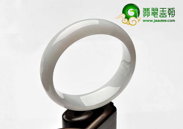 糯冰种晴水缅甸翡翠A货手镯（56.8mm）